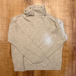 NWT GAP Turtleneck Sweater